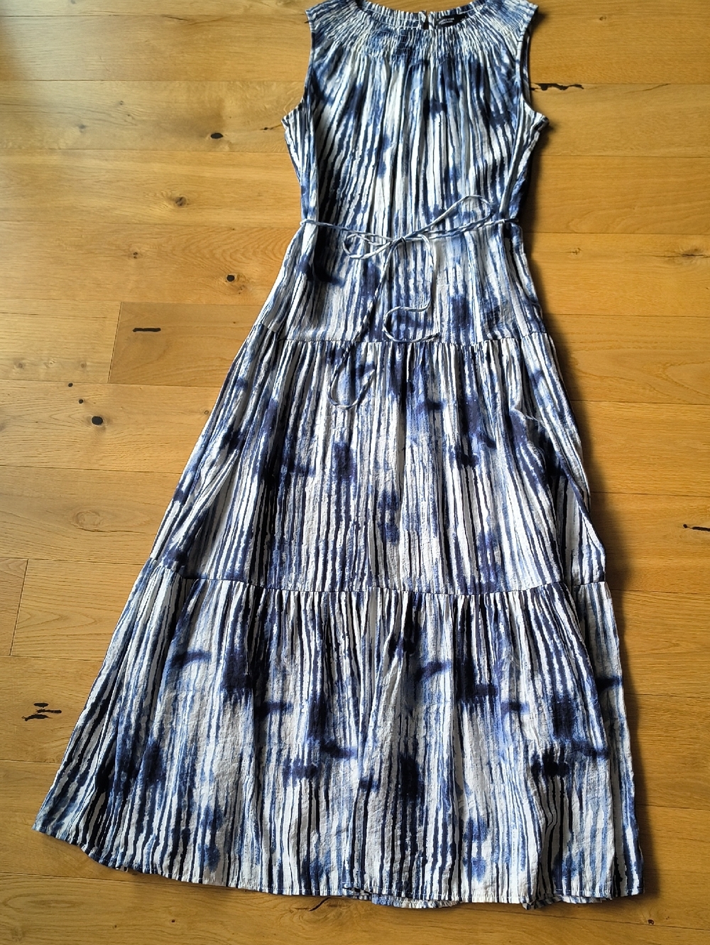 Simply Vera Vera Wang Blue and White Tie-Dye Maxi Dress